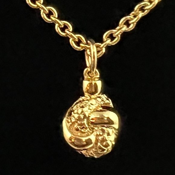 Coach Gold Knot Necklace - NEW - Picture 1 of 5